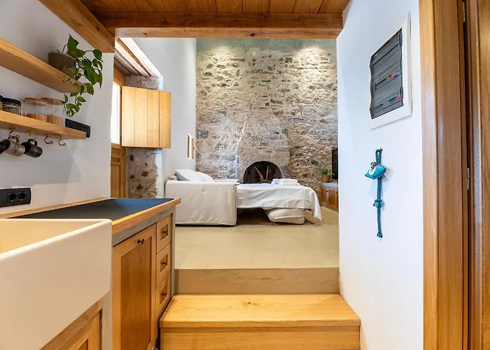 Apartament Olivetta ,traditional Stone House Kos