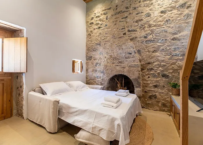 Apartament Olivetta ,traditional Stone House *