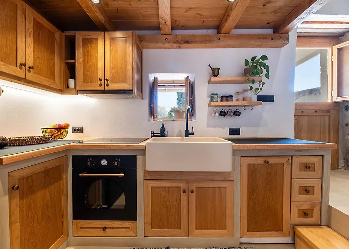 Apartament Olivetta ,traditional Stone House