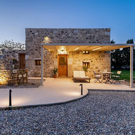 Olivetta ,traditional Stone House 科斯镇