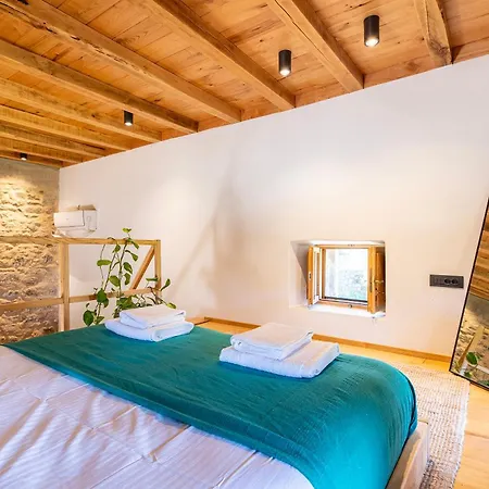 Olivetta ,traditional Stone House * 科斯镇